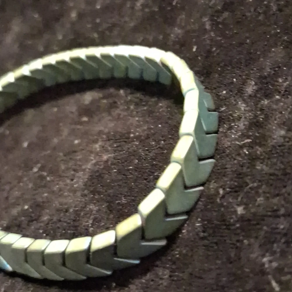 Green ,Blue Hemitite Chevron Slide Beaded Bracelet.